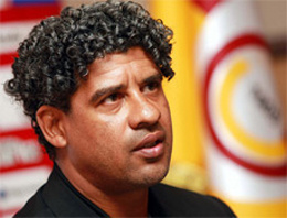 Rijkaard'ın yardımcısı kim olacak?