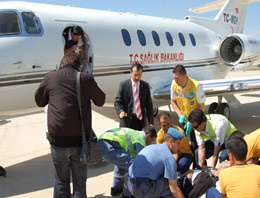 Batmandan ambulans uçakla hasta sevki