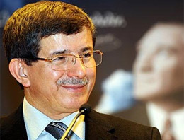 Davutoğlu Oxford'u kahkaya boğdu