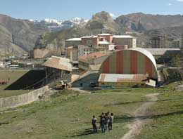 Hakkari gençliğinin ucuz saha talebi