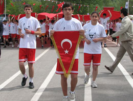 Sevgi Bayrağı Amasya'da